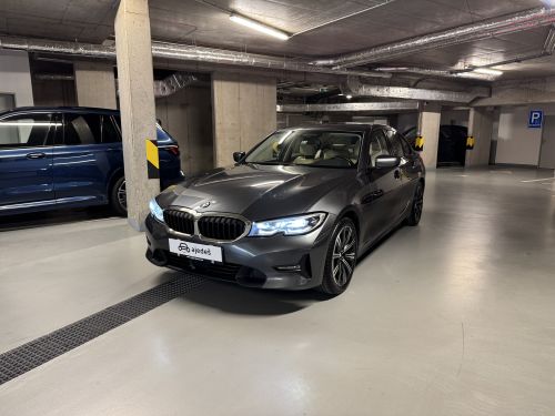BMW 330d image 1