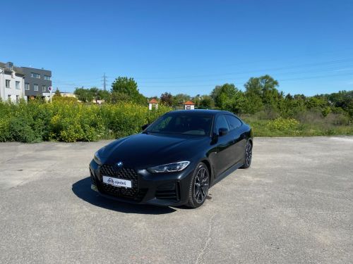BMW M440i xDrive Gran Coupé image 1