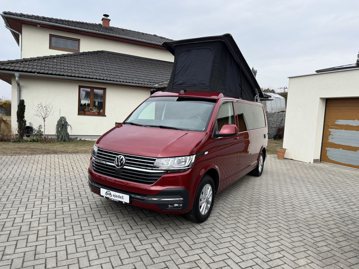 Volkswagen Transporter T6.1 "California" image 1